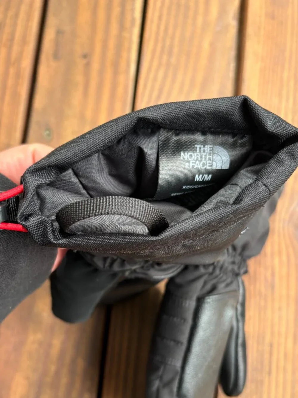The North Face Montana HyVent Insulated Ski Mittens Black Kids size M